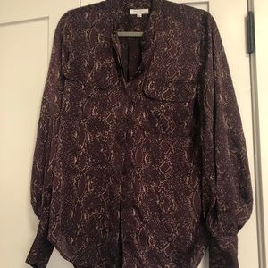 NWT women’s Equipment blouse
